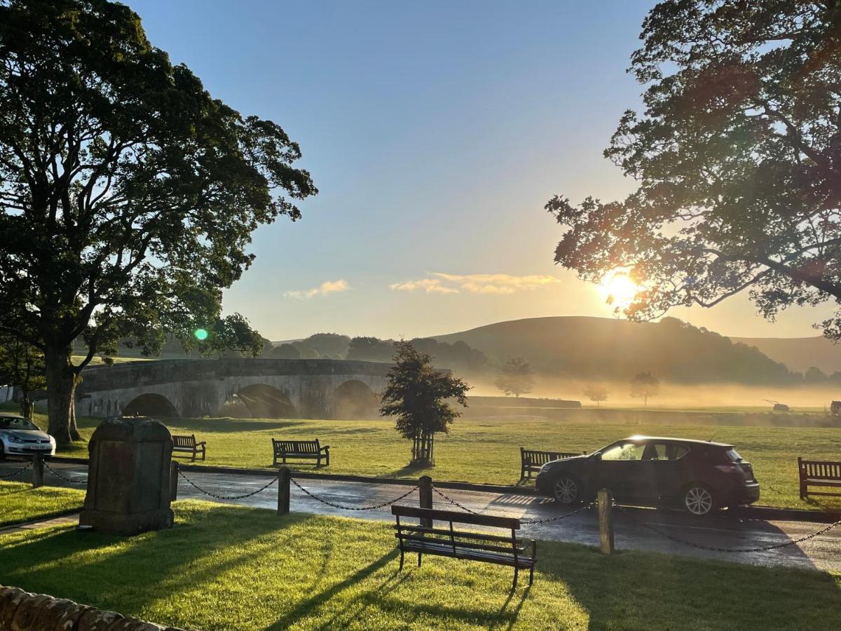The Green At Burnsall Eksteriør bilde