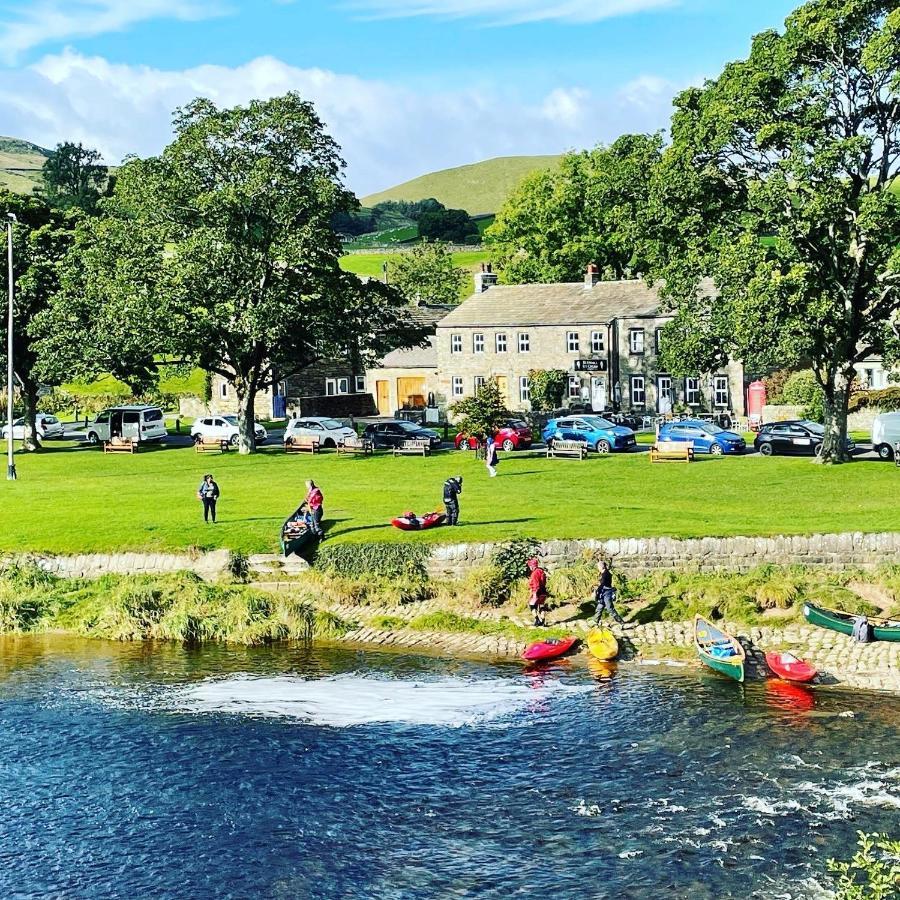 The Green At Burnsall Eksteriør bilde